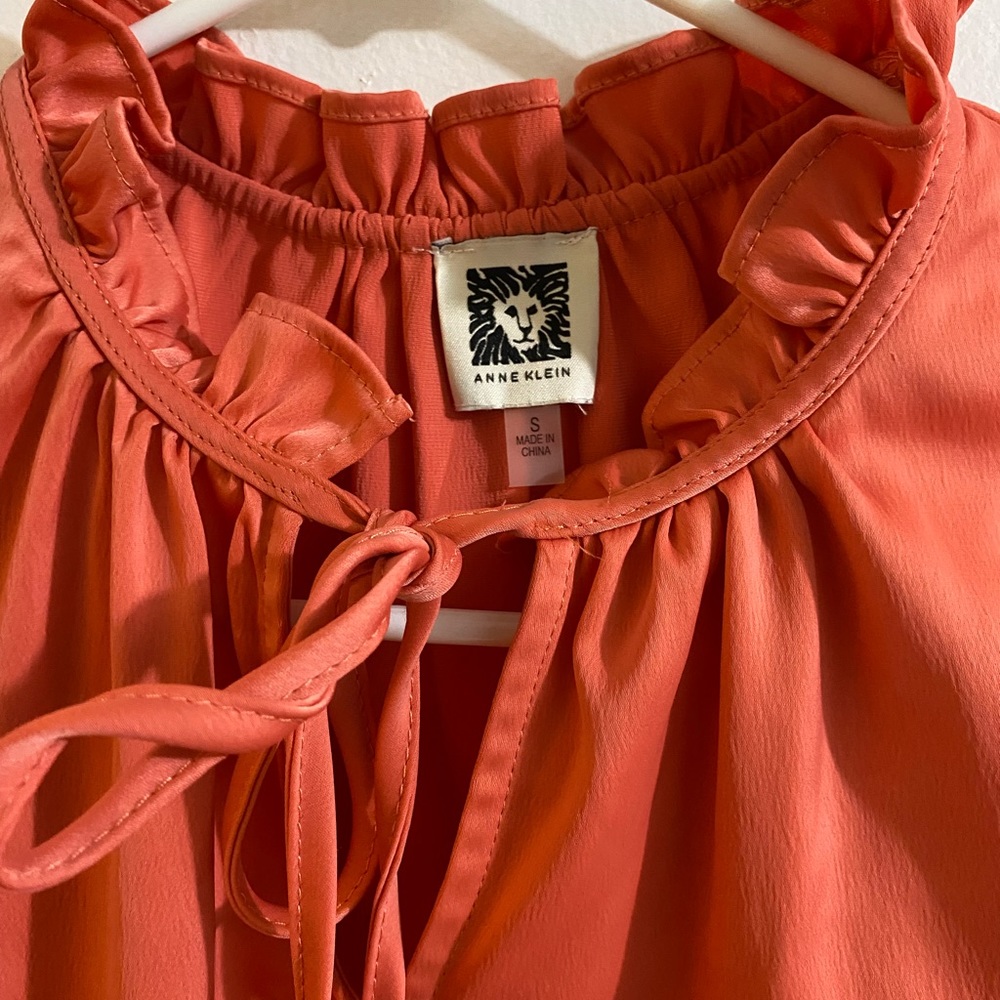 Blouse - Picture 2 of 2
